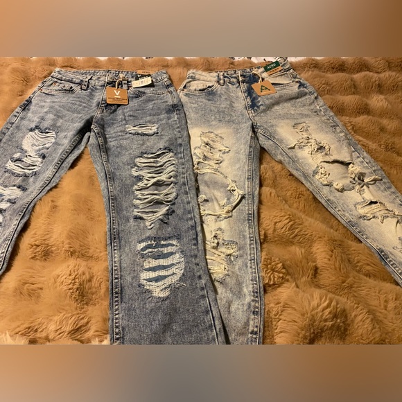 BNWT 2 pairs of Aeropostale woman’s jeans size 0 - Picture 2 of 6